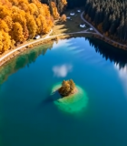 秋季森林湖泊俯瞰全景14552#横屏 