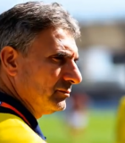 足球场边的工作人员269#横屏 