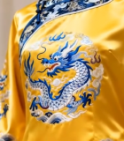 中式刺绣龙纹黄色传统服饰401#横屏 