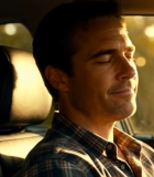 车内男子闭眼休息素材14757#横屏 