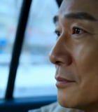 车内男子侧脸特写6400#横屏 