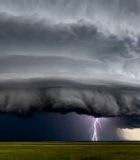 草原上空巨大积雨云景象13102#横屏 