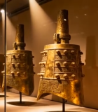 博物馆内陈列的青铜编钟702#横屏 