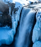 冰雪覆盖的瀑布景观543#横屏 