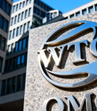 标识大楼前特写2986#横屏 