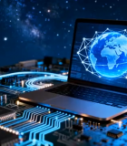 笔记本电脑置于电路板上画面6628#横屏 