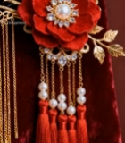  中式新娘头饰特写7474#竖屏 	 