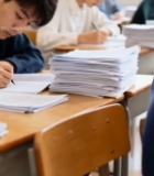  学生教室伏案书写学习素材6162#竖屏 	 