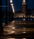  威尼斯夜晚钟楼及路灯景观1625#竖屏 	 