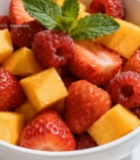  碗装新鲜草莓树莓芒果素材6221#竖屏 	 