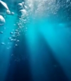  水下阳光照射气泡景象2392#竖屏 	 