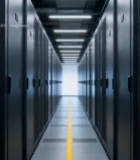  数据中心服务器机房内部526#竖屏 	 