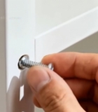  手部安装家具螺丝特写237#竖屏 	 