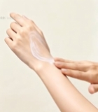  手部涂抹护肤品场景3668#竖屏 	 