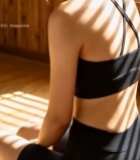  室内女性运动休闲场景5152#竖屏 	 