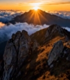  山峰云海间的日出景象4946#竖屏 	 