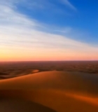  晴朗天空下的沙漠景观1965#竖屏 	 