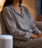  青年女子居家沙发休憩场景3065#竖屏 	 