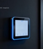  墙上智能控制面板特写6759#竖屏 	 