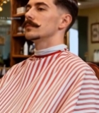  男士在理发店理发造型(1)2127#竖屏 	 