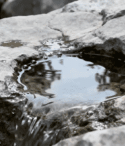 岩石上水洼及流水景象2899#横屏 