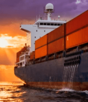 阳下集装箱货轮海上航行4226#横屏 