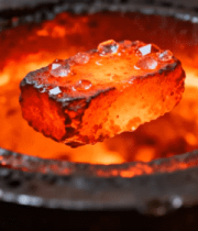 熔炉中燃烧的金属块2331#横屏 