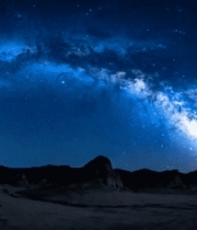 沙漠夜空下的璀璨银河767#横屏 