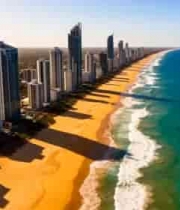  海岸边高楼林立的城市景观46#横屏 	 