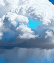 蓝天中蓬松巨大的云朵4564#横屏 