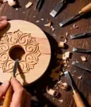  工匠手工木雕制作特写1256#横屏 	 