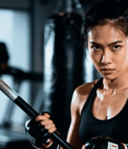 健身房女性持器械健身画面1405#横屏 