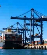  港口集装箱货轮停靠画面2123#横屏 	 