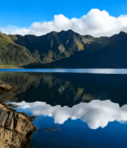 湖泊山脉自然风光全景4497#横屏 