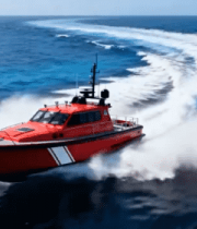 海上红色快艇航行画面4870#横屏 