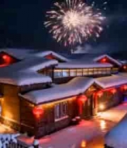  雪夜烟花照亮山村2715#横屏 	 