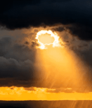 穿透云层的阳光景象3373#横