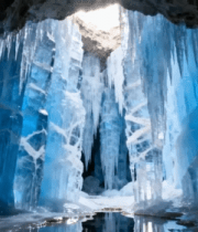 冰洞内部冰柱景观3172#横屏 