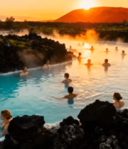 冰岛温泉沐浴人群日落景象4080#横