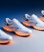 白色运动鞋产品展示素材5011#横屏 