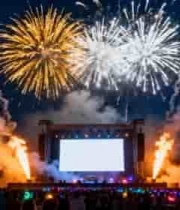  舞台烟花秀 现场观众2361#横屏 	 