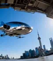  未来飞行器掠过城市天际线2304#横屏 	 