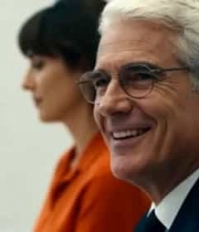  商务人士微笑交流2007#横屏 	 