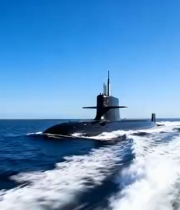  潜艇航行海面视频1715#横屏 	 