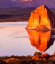  金色山峰湖泊倒影1174#横屏 	 