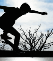 滑板少年剪影动作970#横屏 