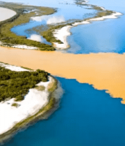 航拍蜿蜒河流自然景观835#横屏 