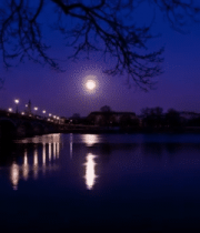 月夜下的桥与湖面风景10698#横屏 