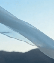 空中飘动的白色丝绸7230#横屏 