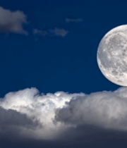 夜空云朵上的满月景象6351#横屏 